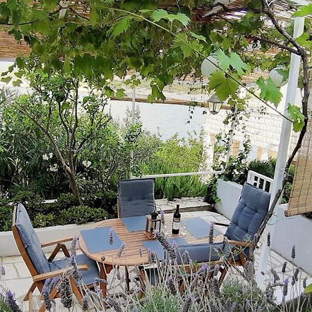 Apartments By The Sea Zavalatica, Korcula - 189 Exterior foto